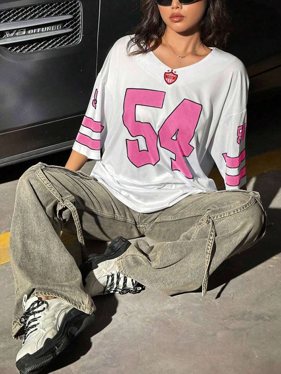 SHEIN Unity 女士休闲宽松 V 领蝙蝠袖短袖数字印花 T 恤,夏季 - 粉色 - 查看 1