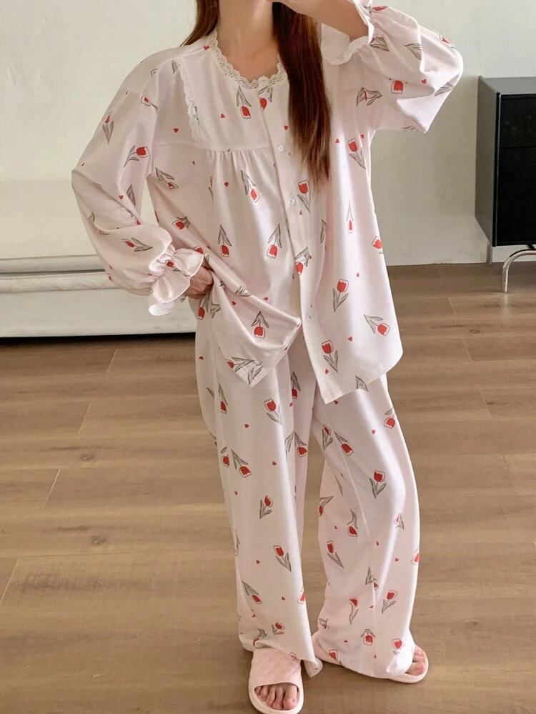 Tulip Pattern Ruffle Trim Pajama Set