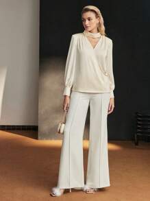 MOTF Soiréza STEREO FLOWER KEYHOLE NECK LANTERN SLEEVE PARTY BLOUSE - White - View 8