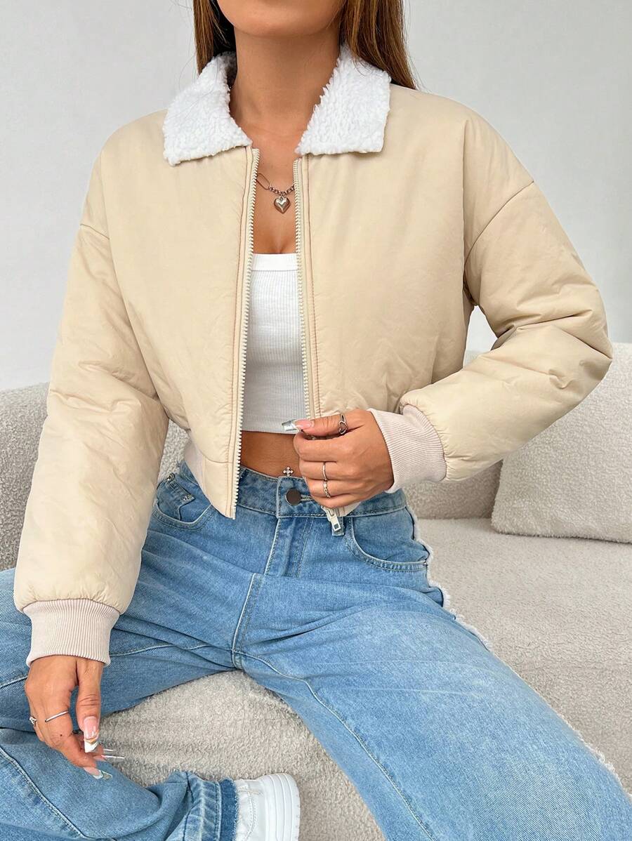 SHEIN PETITE Áo khoác mùa đông ngắn lông cừu khóa kéo Colorblock - Màu be - Xem 1