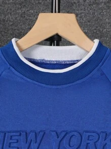 SHEIN Tween Boys Crewneck 2 In 1 Embossed Fashionable And Versatile - Blue - View 5