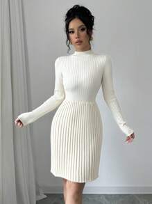 Chiquease Jednolita sukienka dzianinowa z marszczeniami w talii i dopasowanym krojem w kształcie litery A - Morela - Zobacz 6