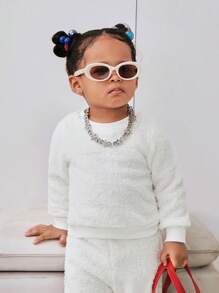 SHEIN Mommy And Me Cozy Fleece Basic Pullover Crew Neck Long Sleeve Set, White, Casual Warm Matching Mother Daughter Outfits, Autumn/Winter - White - View 6