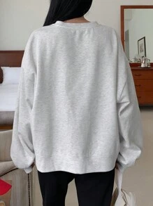 DAZY Áo nỉ cổ tròn in chữ và nơ cho nữ, Quần áo mùa thu - Màu Xám nhạt - Xem 6