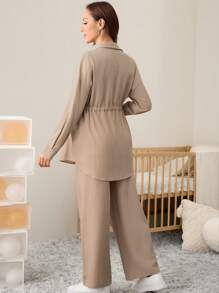 MaterniWear Bộ 2 áo sơ mi dài tay buộc eo thường ngày cho bà bầu và quần cạp có thể điều chỉnh, Xuân/Hè - Màu Khaki - Xem 2