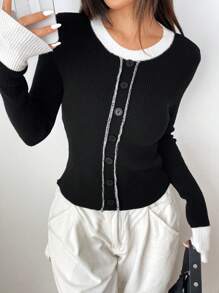 Seusyu Women's Colorblock Long Sleeve Button Front Minimalist Knit Top - Black and White - View 4