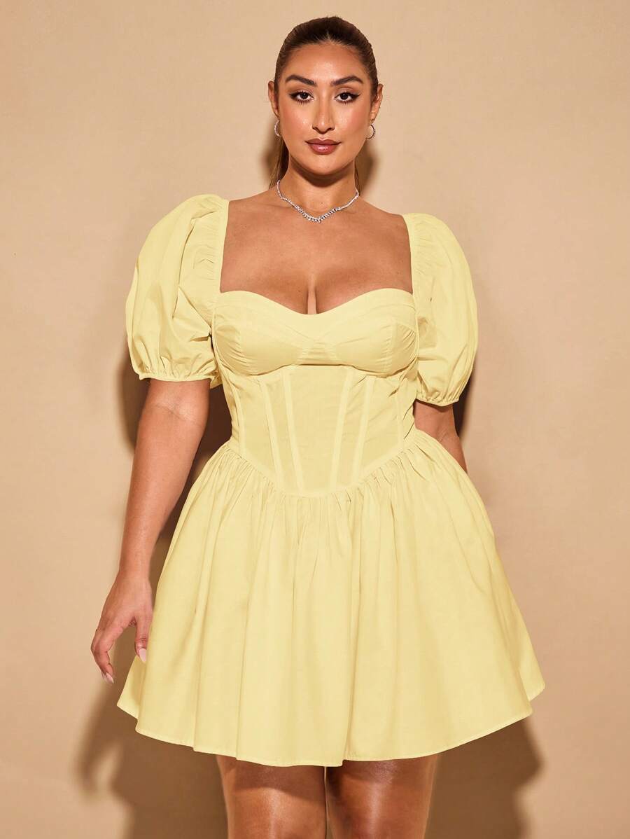 SHEIN BAE Vestido Curto com Detalhe de Babados nas Mangas e no Busto, Estilo Peplum, na Cor Amarela, para Mulheres Plus Size - Amarelo - Visão 1