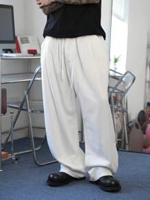 Manfinity Hypemode Vintage Style Men's Loose Fit Relaxed Straight Wide Leg Balloon Jeans In Beige