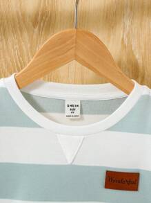 SHEIN Young Boy Crew Neck Raglan Sleeve Striped Sweatshirt,In Fall/Winter - Green - View 4