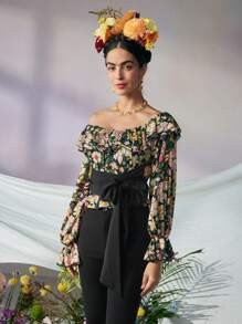 VERO DIAZ Frida Kahlo X SHEIN X Designer 1pc Asymmetrical Shoulder Ruffle Trim Floral Print Bow Tie Cropped Top, Holiday, Thanksgiving, Vacation, Spring & Summer, Going Out, Festival - Multicolor - View 6