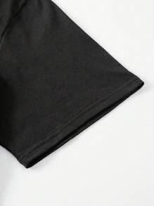SHEIN LUNE Camiseta de manga corta casual con estampado de texto "MILANO ITALY" para mujer de talla grande