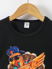 SHEIN 年轻男孩感恩节火鸡设计圆领短袖柔软弹力 T 恤，适合户外、节日活动和日常穿着