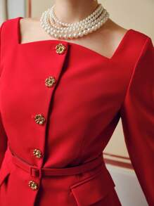 ZEYLAH GOLD FLORAL BUTTON PLACKET BUCKLE BELTED JACKET - Red - View 3