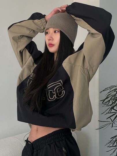 DAZY Women's Contrast Color Letter Print V-Neck Loose Pullover Blouse, Black, Spring & Autumn,Back To School Clothes,Fall Women Clothes Long Sleeve Top Graphic Tee