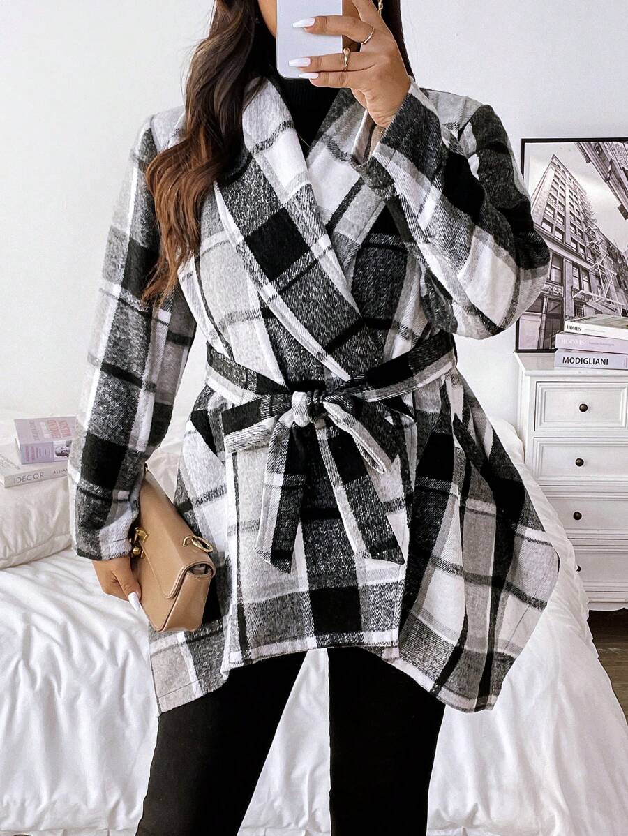 Flirla Áo khoác len dài tay thiết kế kẻ caro cổ bẻ cỡ lớn có thắt lưng - màu đen - Xem 1