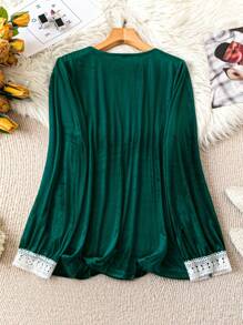 SHEIN Clasi Plus Size Women Round Neck Long Sleeve Contrast Lace Casual T-Shirt For Spring And Summer Fall Cloth For Women - Dark Green - View 2