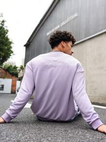 Manfinity Hypemode Men's Plain Crew Neck Long Sleeve Casual Sweatshirt With Embroidered Back - Purple - View 1