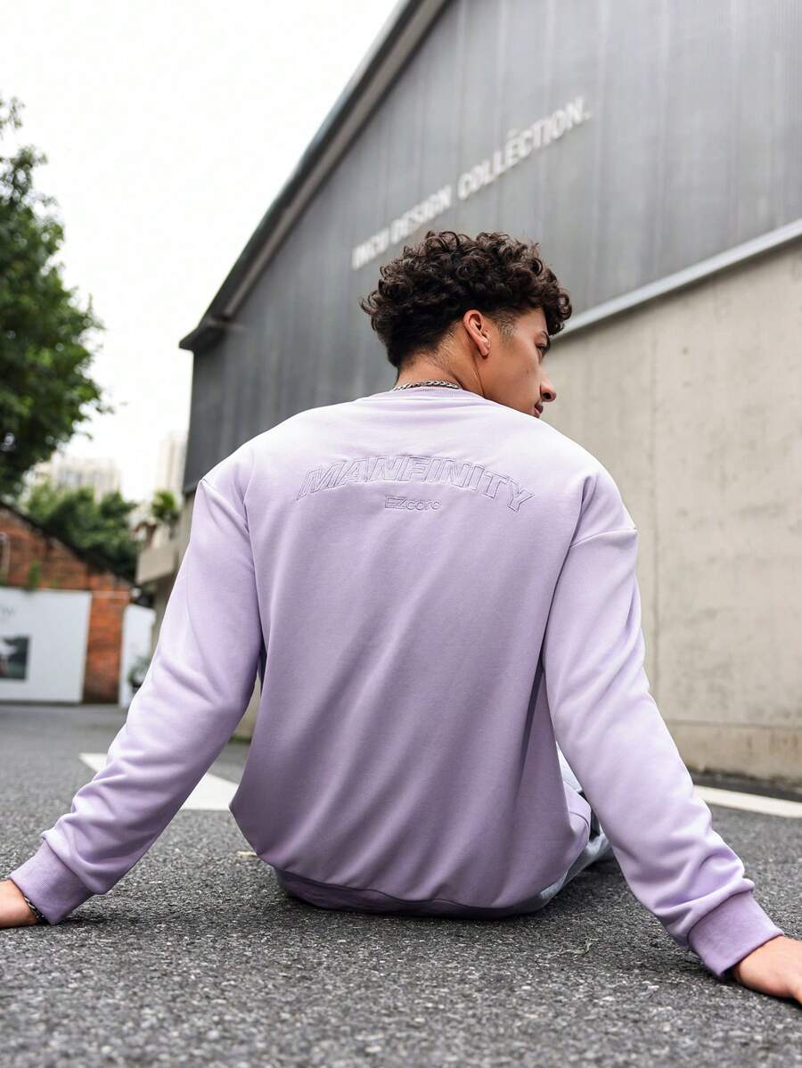 Manfinity Hypemode Men's Plain Crew Neck Long Sleeve Casual Sweatshirt With Embroidered Back - Purple - View 1
