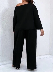 SHEIN CURVE+ 2 Stücke Große Größen Set aus asymmetrischer Kragen Bluse und Hose in Einfarbig Lässig für Frühling Herbst - Schwarz - Übersicht 2