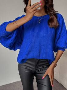 Chiquease Suéter de cuello alto azul marino bordado con cuentas