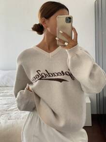DAZY Suéter holgado de manga larga con cuello en V y estampado jacquard de letra para mujeres