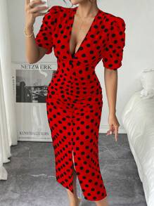 Chiquease 波尔卡圆点印花 V 领泡泡袖收腰紧身中长连衣裙，适合新年服装长款女装