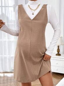 SHEIN 2pcs/Set Maternity V-Neck Sleeveless Solid Color Dress And Mock Neck Long Sleeve Top