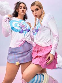 SHEIN X Care Bears 设计师 1 件女式卡通熊与心形印花落肩宽松长袖扭纹下摆 T 恤，节日、感恩节、节日 - 彩色 - 查看 4