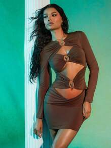 Hauture Vestido con corte recortado y plisado, con anillos dorados entrelazados y ajustado al Body