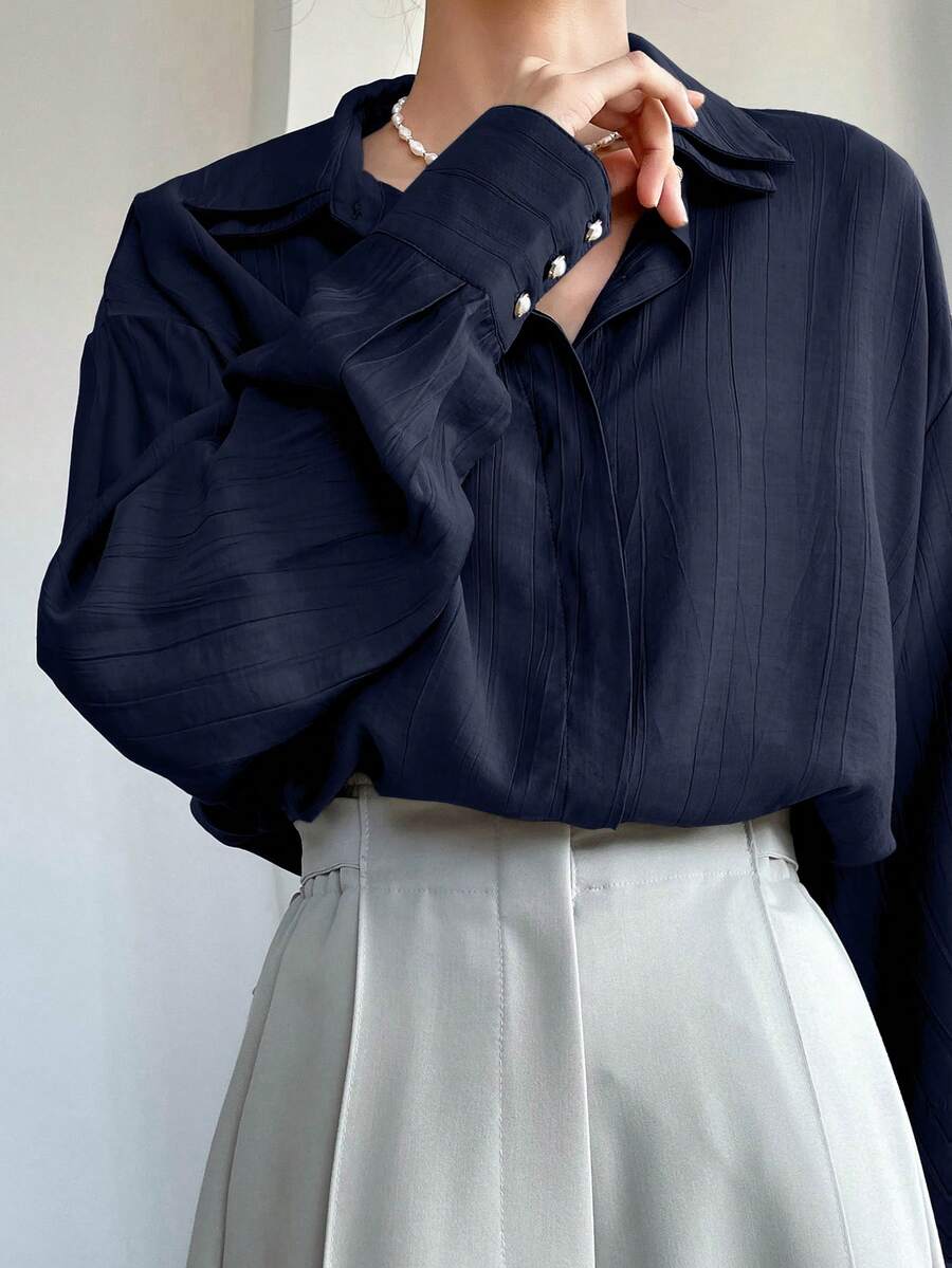 DAZY Áo sơ mi công sở dài tay họa tiết dành cho nữ - Màu xanh hải quân - Xem 1