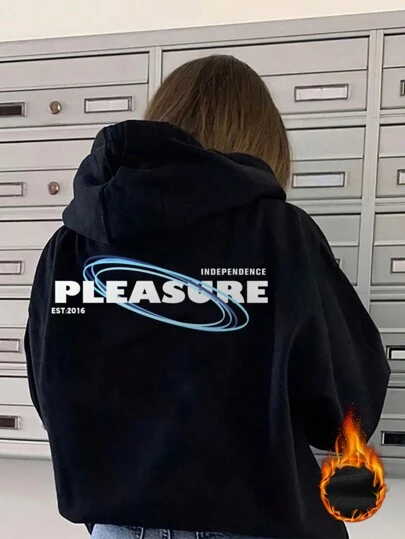 女士冬季标语图案长袖抽绳连帽衫，带口袋，休闲宽松百搭假日风格上衣，时尚冬季女装，适合日常穿着