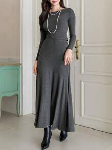 DAZY 2 Stücke Damen Set aus einfarbigem Pullover mit Rundhalsausschnitt und langem plissiertem Rock, für Herbst/Winter, Rüschen