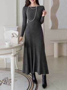 DAZY 2 Stücke Damen Set aus einfarbigem Pullover mit Rundhalsausschnitt und langem plissiertem Rock, für Herbst/Winter, Rüschen