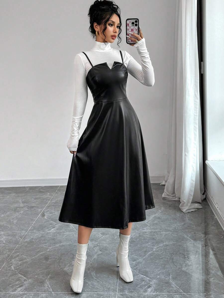 SHEIN Privé 女士优雅简约休闲时尚仿皮 V 领 A 字中长连衣裙