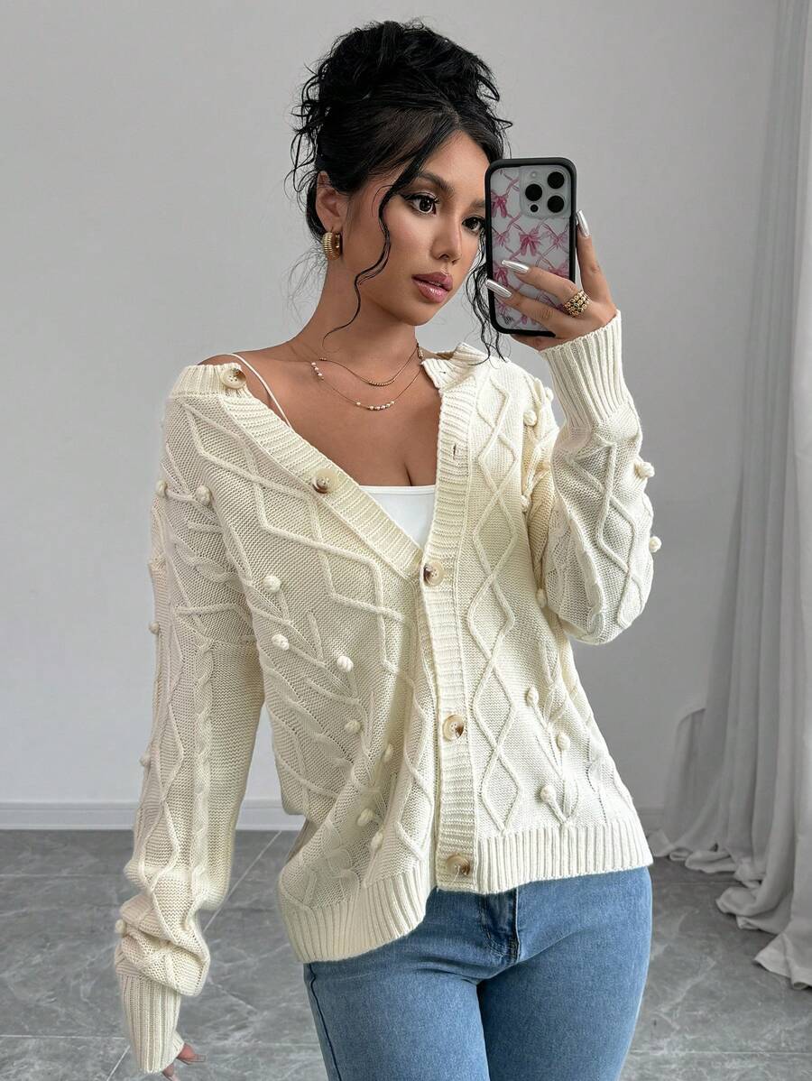 Chiquease 秋季休闲针织绒球开衫