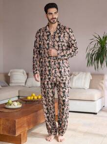 Manfinity ChillVibe Bộ đồ ngủ thường ngày 2 món áo dài tay in họa tiết cổ ve ve dành cho nam và quần dài - Nhiều màu - Xem 4