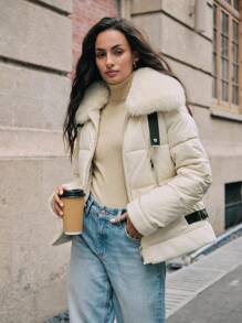 SHEIN x Carly Lawrence Anewsta Chaqueta corta con cuello esponjoso de mujer en beige