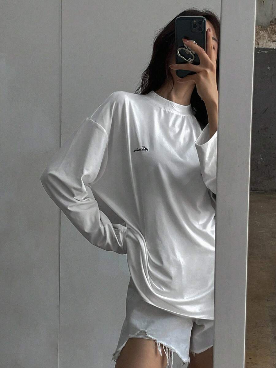 DAZY Áo thun dài tay hở vai in chữ dáng rộng thoải mái cho nữ, Quần áo mùa xuân và mùa hè, Quần áo mùa thu, Quần áo trở lại trường, Áo phông kiểu học sinh - trắng - Xem 1