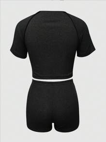 SHEIN 2pcs/Set Plus Size Women Solid Color Round Neck Raglan Sleeve Crop Top And Shorts Set, 2 Pieces Set Black, For Summer - Black - View 2