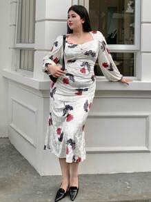 Dazy Petite Plus Abito elegante aderente in velluto con motivo floreale, abito a maniche lunghe per l'autunno