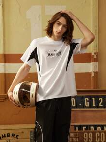 Manfinity Sport Corelite 男友风格男士哥特式字母印花插肩短袖休闲健身房健身 T 恤返校健身服徒步装短款汗衫纯色 T 恤 - 白色 - 查看 2