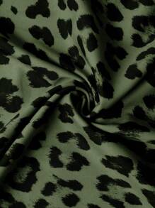 Chiquease 女士随机剪裁长款优雅豹纹印花连衣裙 - 軍綠色 - 查看 4