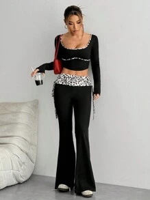 Flirla 2 件套豹纹长袖修身 T 恤和系腰喇叭裤 - 黑色 - 查看 1