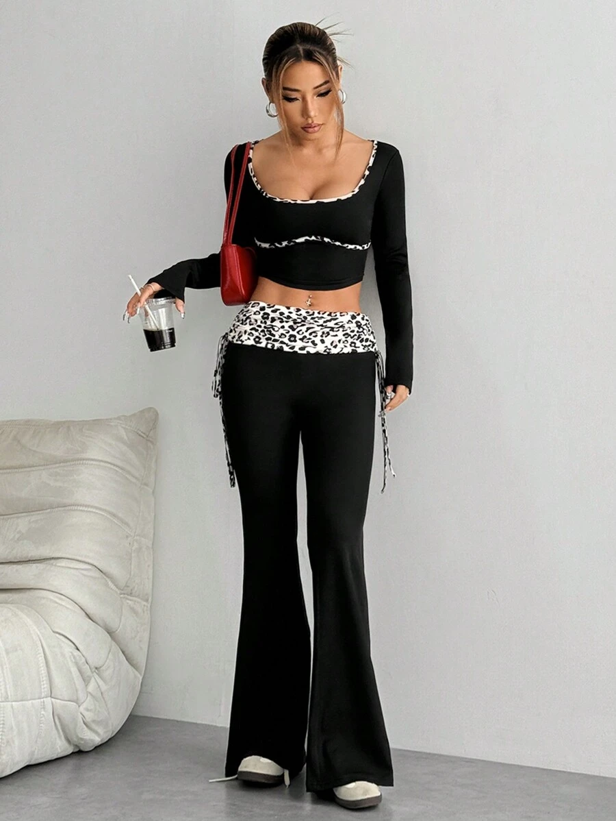 Flirla 2 件套豹纹长袖修身 T 恤和系腰喇叭裤 - 黑色 - 查看 1