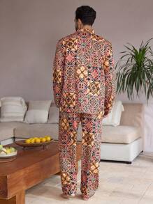 Manfinity ChillVibe Men's Lapel Neck All-Over Print Long Sleeve Top & Pants Casual Loungewear Set - Multicolor - View 9
