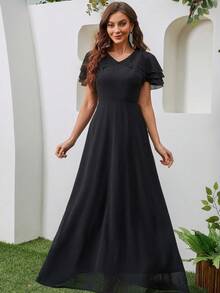 Short Sleeve V-Neck Chiffon Bridesmaid Dress With Slim Waist In Solid Color