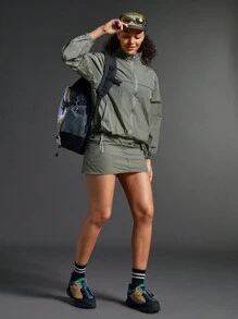 Exploreva 2 件套女士夏季休闲领口轻便宽松服装 - 绿色风衣夹克和裙子套装