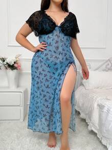 Plus Size Sexy Lace V-Neck Ditsy Floral High Slit Nightgown - Multicolor - View 3
