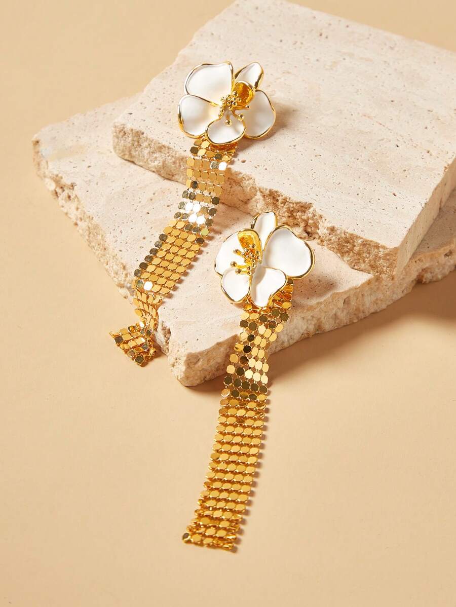 SHEIN 18K 镀金白漆 3D 花朵和流苏耳环 - 金黃色 - 查看 1