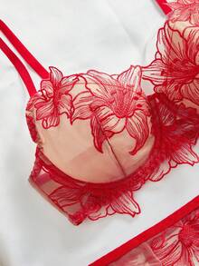 Bộ đồ lót Garter thêu 3 món có gọng - Đỏ - Xem 3